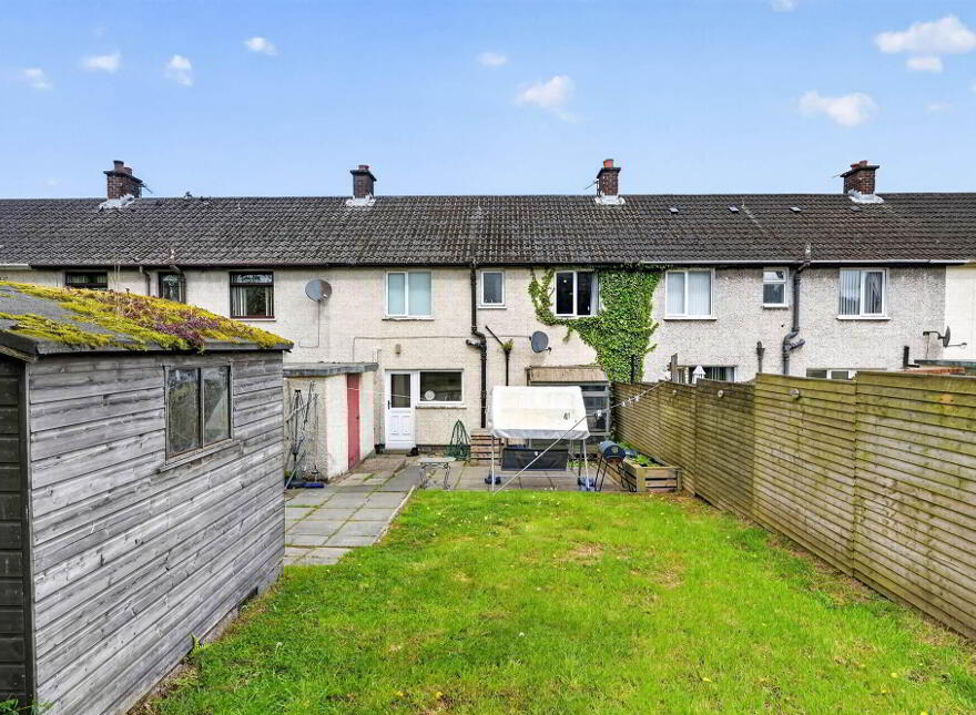 81 Rowan Drive, Dunmurry, Belfast, BT17 9QE