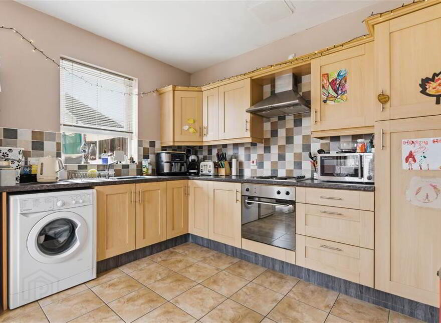18 Rectory Fields, Broughshane, BT42 4LE