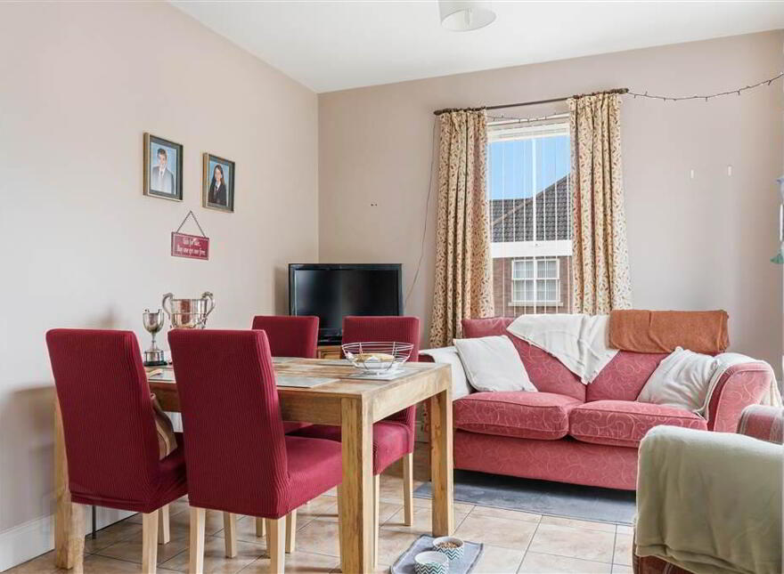 18 Rectory Fields, Broughshane, BT42 4LE