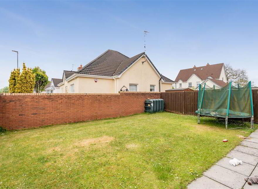 18 Rectory Fields, Broughshane, BT42 4LE