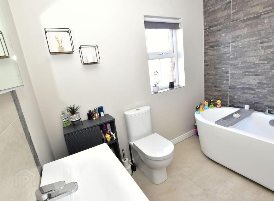 74a Wellington Park Drive, Maghaberry, Moira, BT67 0UP