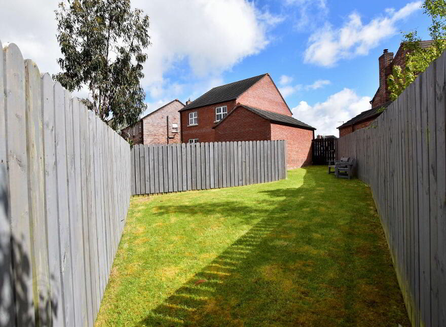 74a Wellington Park Drive, Maghaberry, Moira, BT67 0UP