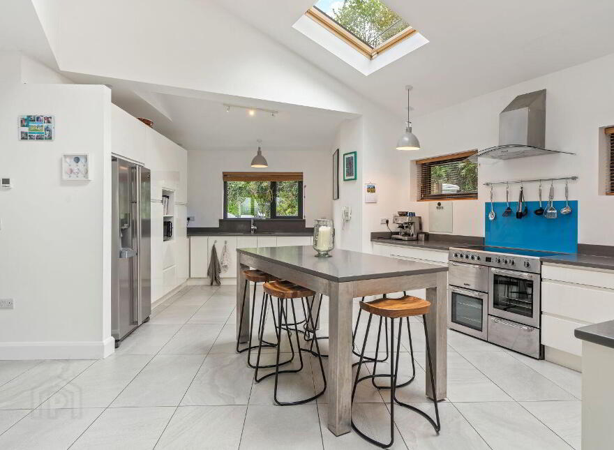 Namche Bazaar, Bridgestown, Cloghroe, T23WR40