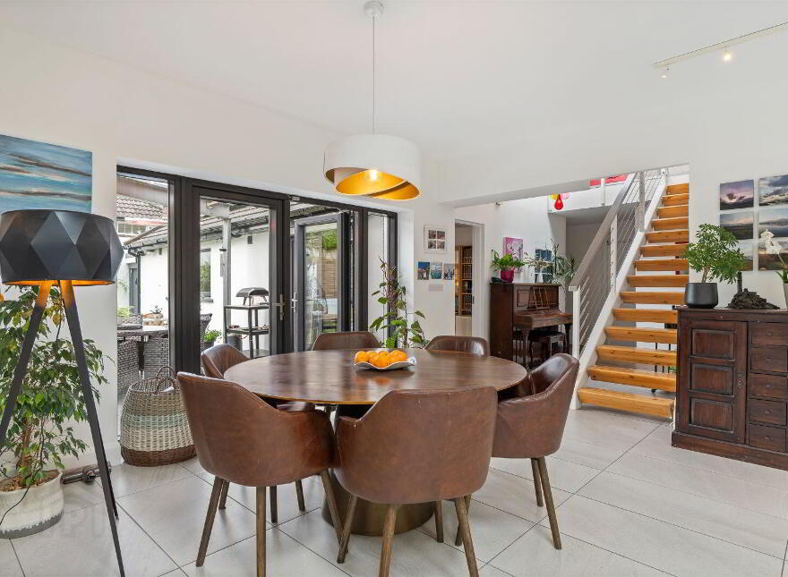 Namche Bazaar, Bridgestown, Cloghroe, T23WR40
