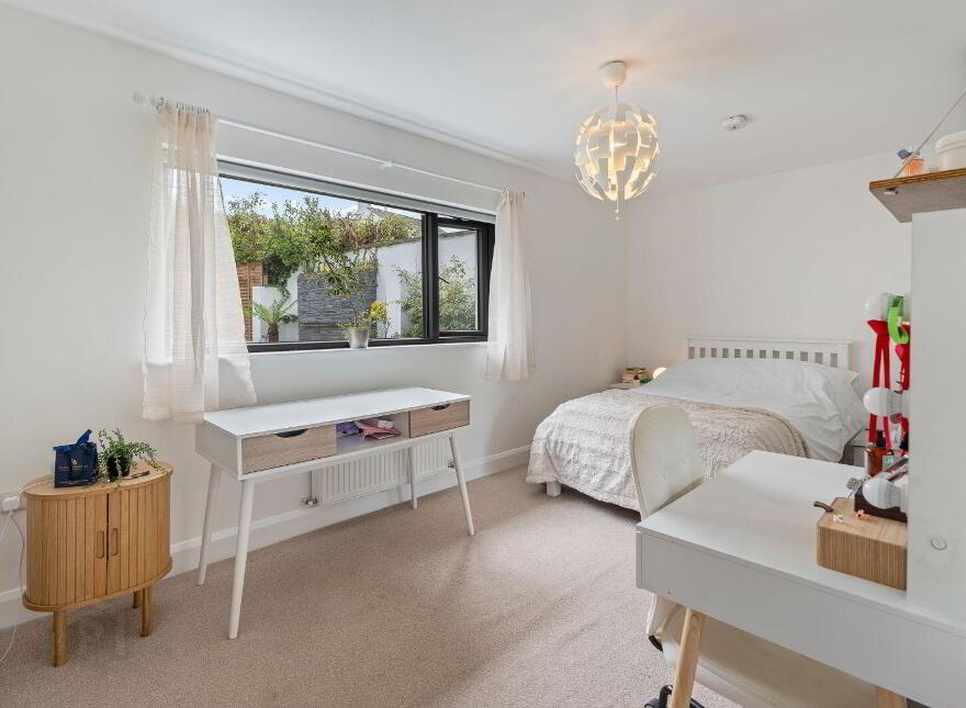Namche Bazaar, Bridgestown, Cloghroe, T23WR40
