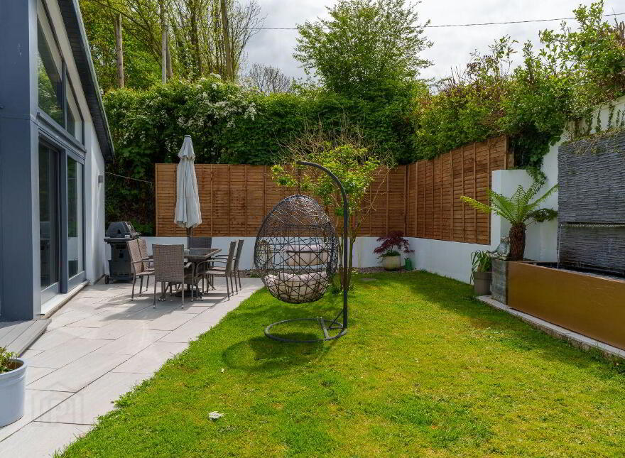 Namche Bazaar, Bridgestown, Cloghroe, T23WR40