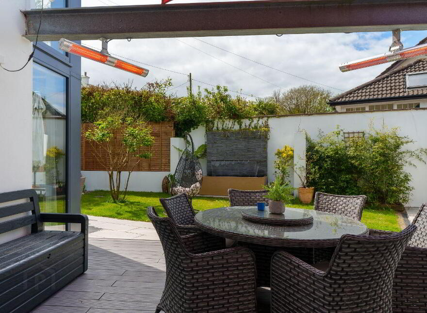 Namche Bazaar, Bridgestown, Cloghroe, T23WR40