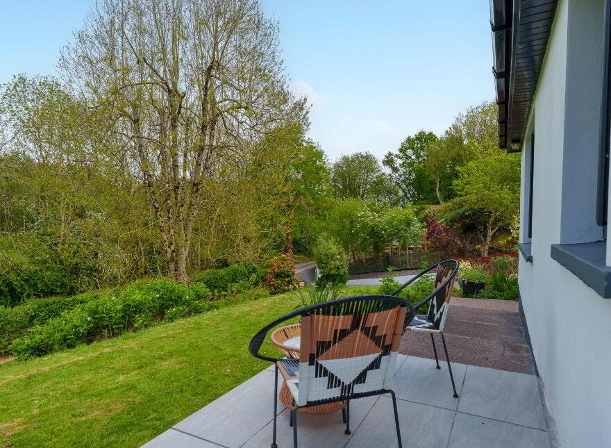 Namche Bazaar, Bridgestown, Cloghroe, T23WR40