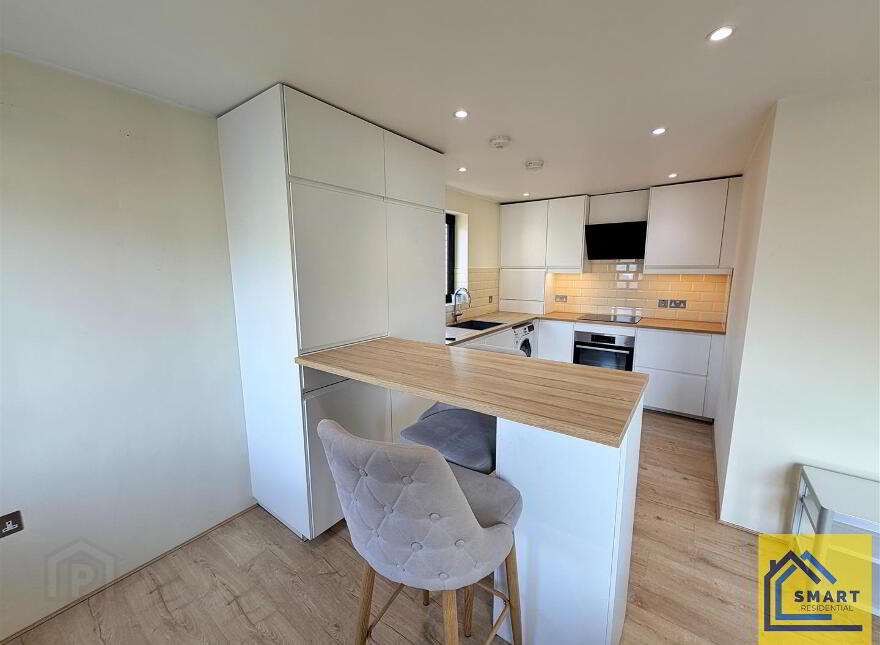 Apt 60 Titanic Walk, 3 Ballymacarrett Road, Belfast, BT4 1BT