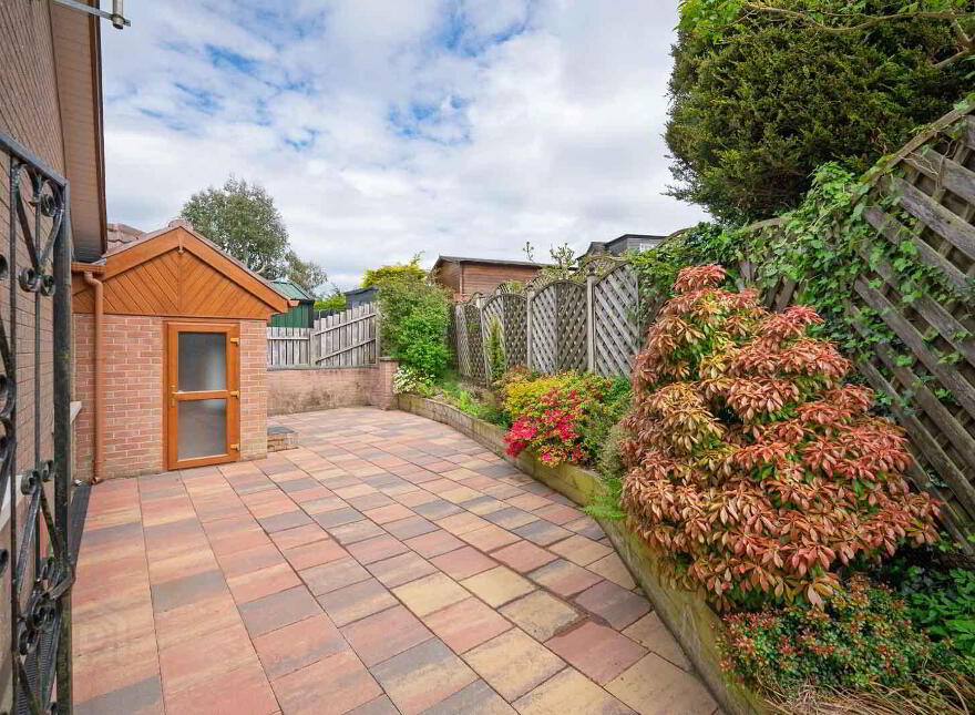 24 Ardmore Heights, Holywood, BT18 0PY