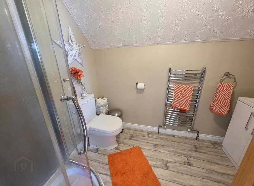 15 Broadlands Park, Carrickfergus, BT38 7DB