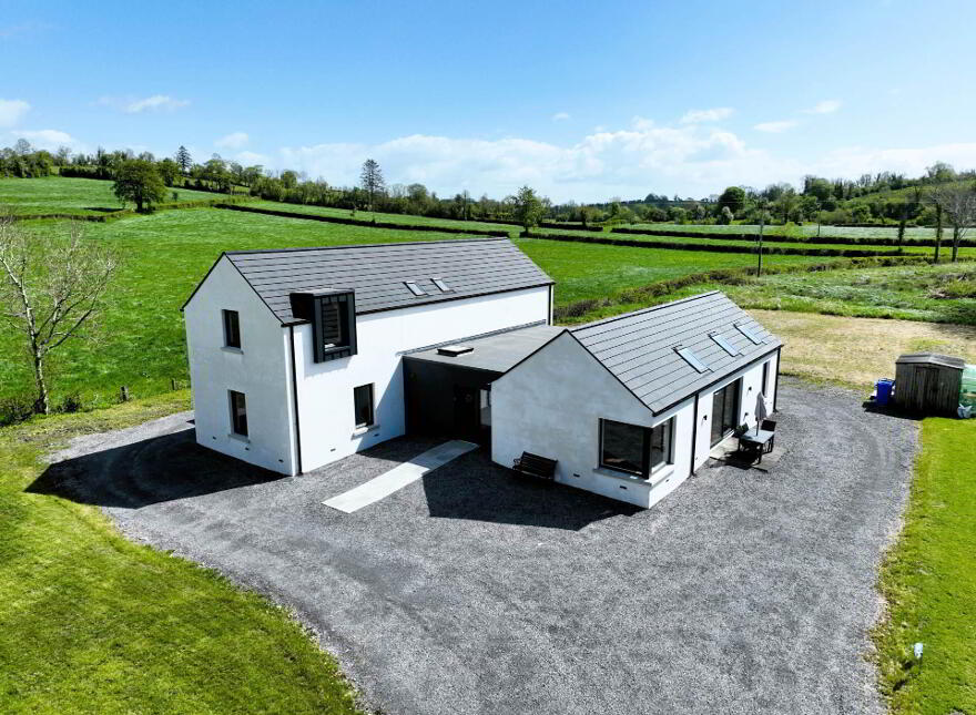 4 Loop Road, Ballywillin, Newtownbutler, Enniskillen, BT92 6FS
