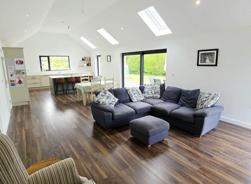 4 Loop Road, Ballywillin, Newtownbutler, Enniskillen, BT92 6FS