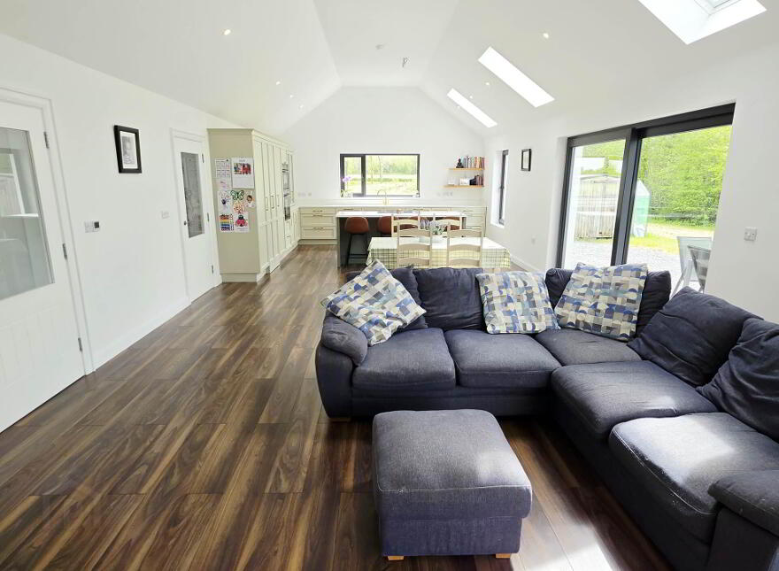 4 Loop Road, Ballywillin, Newtownbutler, Enniskillen, BT92 6FS