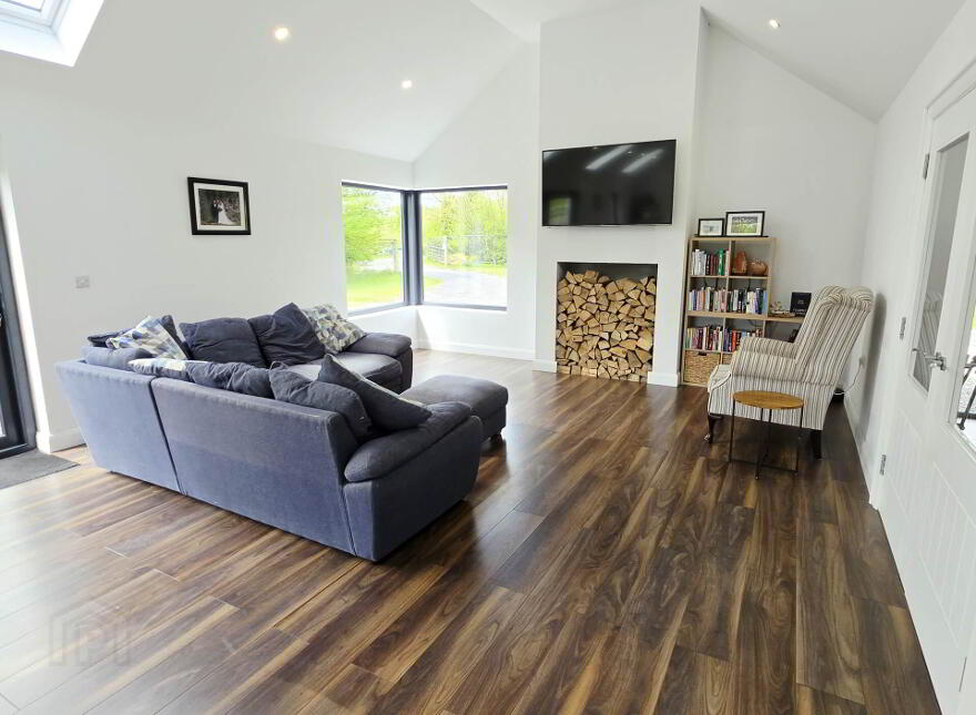 4 Loop Road, Ballywillin, Newtownbutler, Enniskillen, BT92 6FS