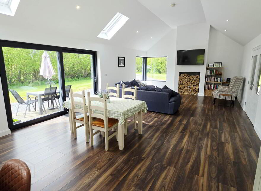 4 Loop Road, Ballywillin, Newtownbutler, Enniskillen, BT92 6FS