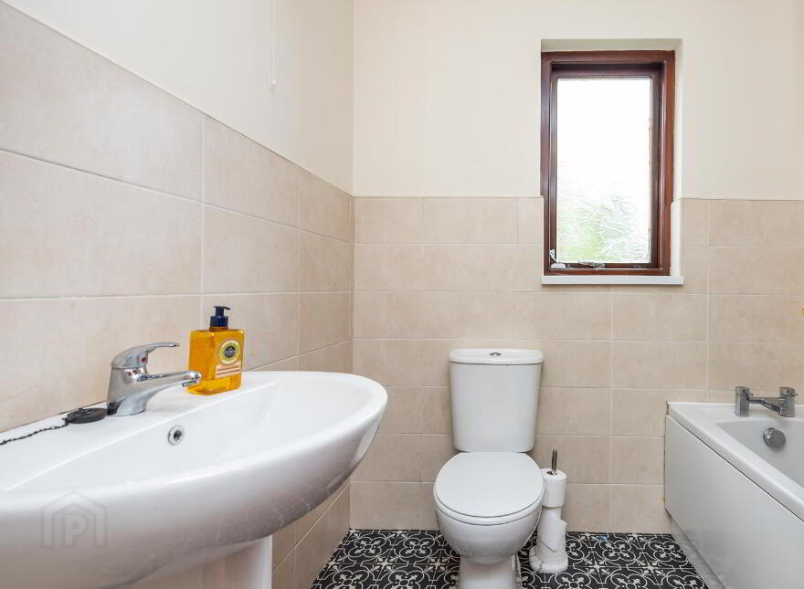 24 Gordonville, Lodge Road, Coleraine, BT52 1EF