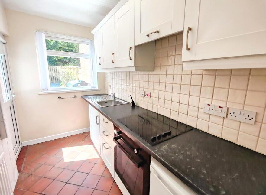 100 Shore Road, Belfast, BT15 3QA