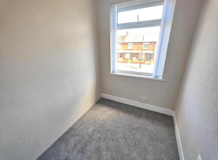 100 Shore Road, Belfast, BT15 3QA