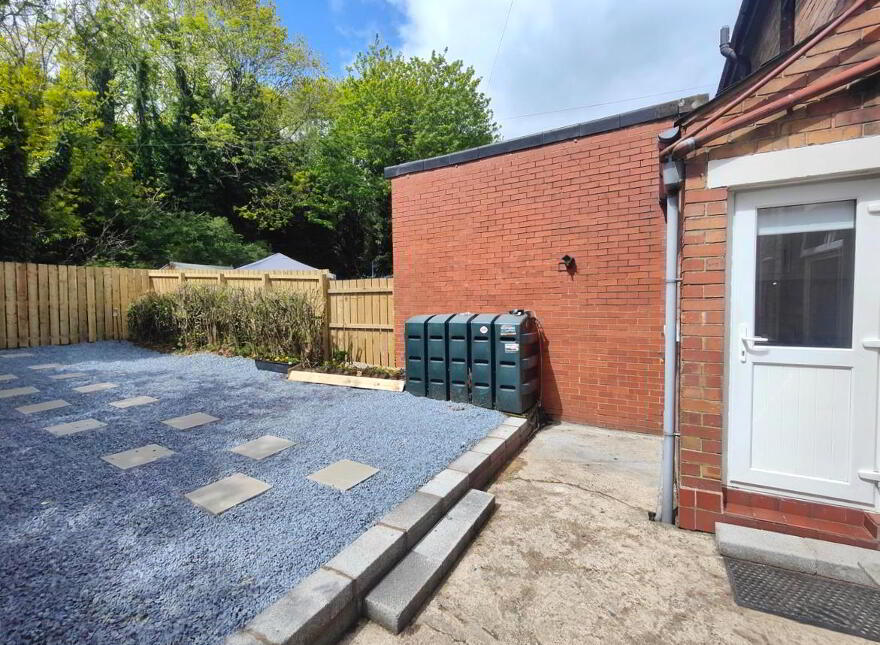 100 Shore Road, Belfast, BT15 3QA