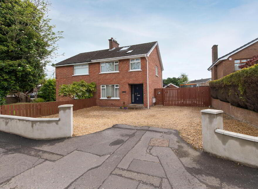 141 Monkstown Road, Newtownabbey, BT37 0LQ