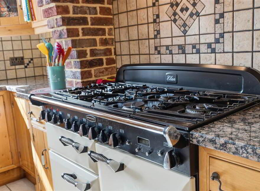 Sunshine House, 55 Maboy Road, Portglenone, BT44 8HG