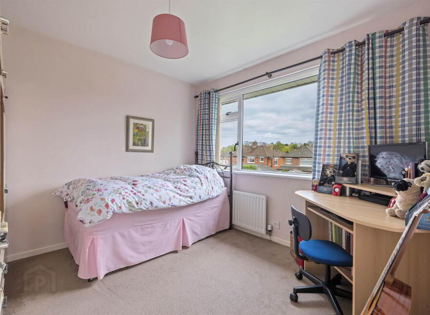 13 Kingsdale Park, Cherryvalley, Belfast, BT5 7BY