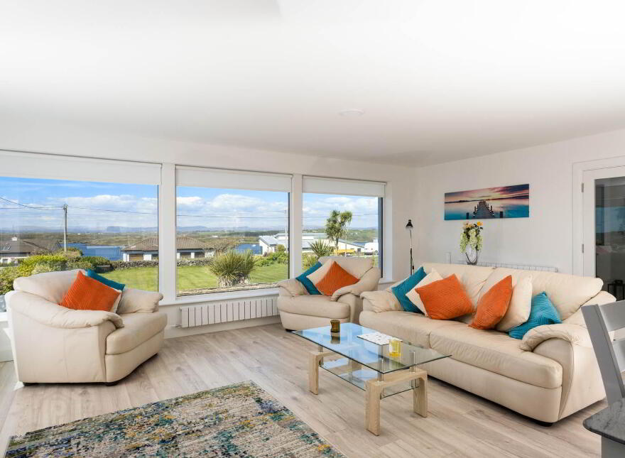 Cove Hill, Baltimore, P81YK75