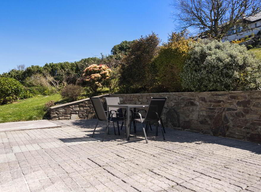 Cove Hill, Baltimore, P81YK75