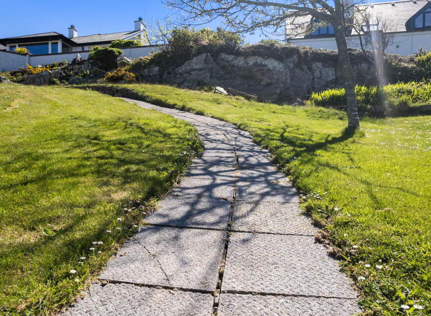 Cove Hill, Baltimore, P81YK75