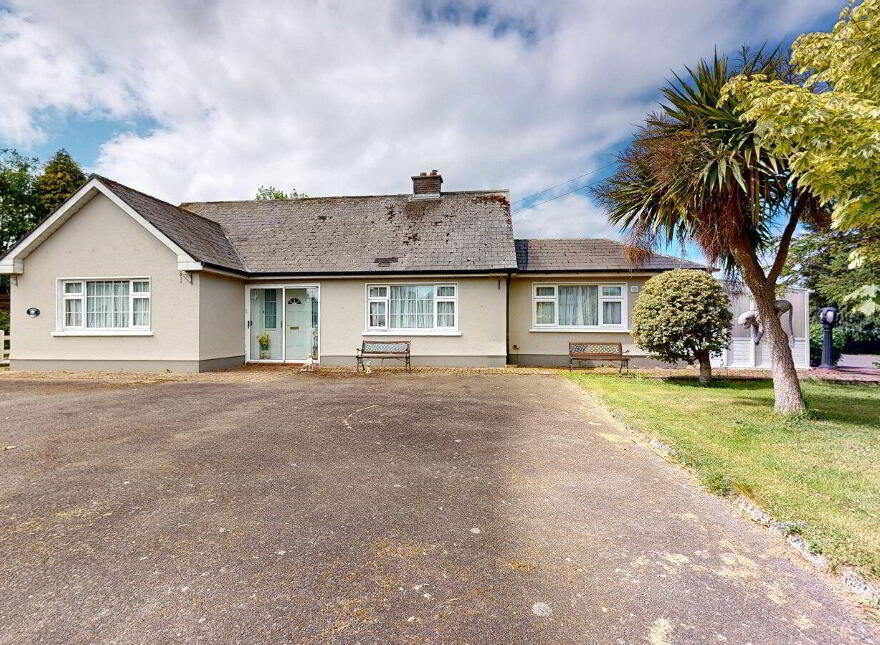 Coolroe Lodge, Dunbrody, Campile, Y34XR50