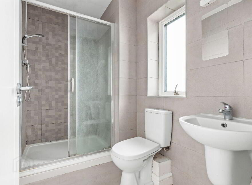 7 The Avenue, Whitefield Hall, Bettystown, A92TXP2