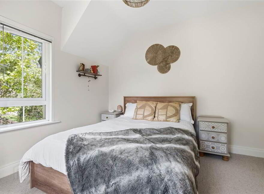 35 Tullymore Dale, Broughshane, BT43 7TD