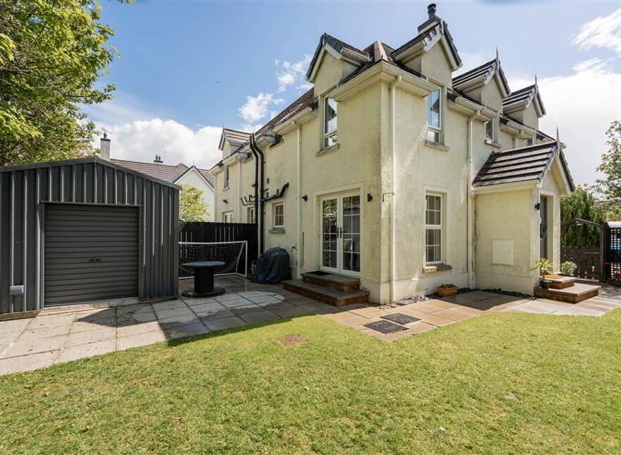 35 Tullymore Dale, Broughshane, BT43 7TD