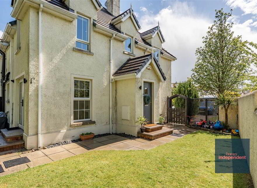 35 Tullymore Dale, Broughshane, BT43 7TD