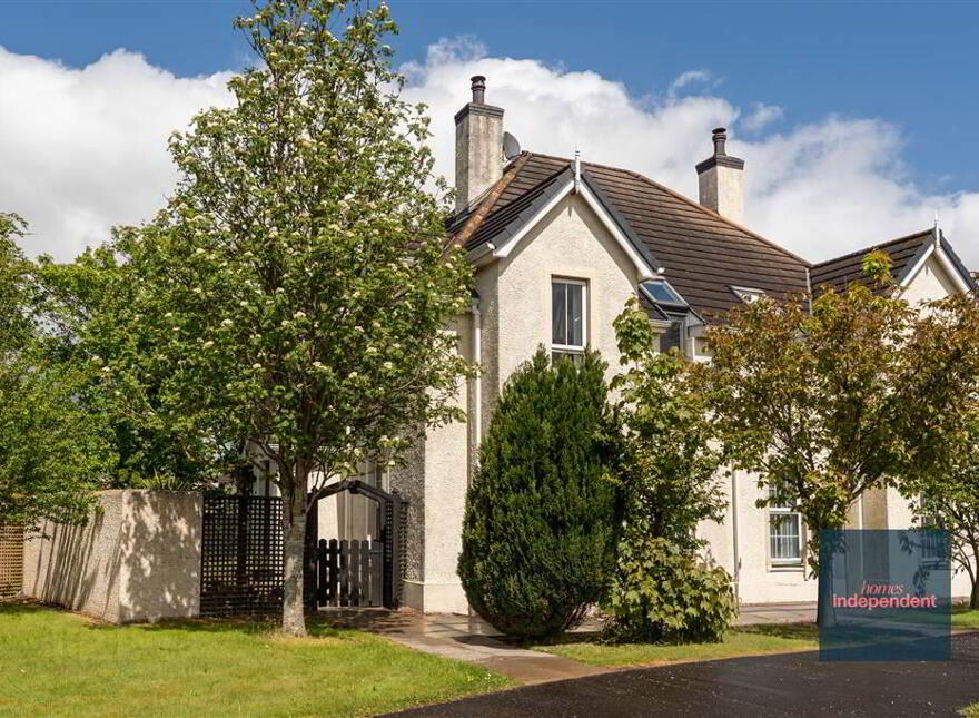 35 Tullymore Dale, Broughshane, BT43 7TD