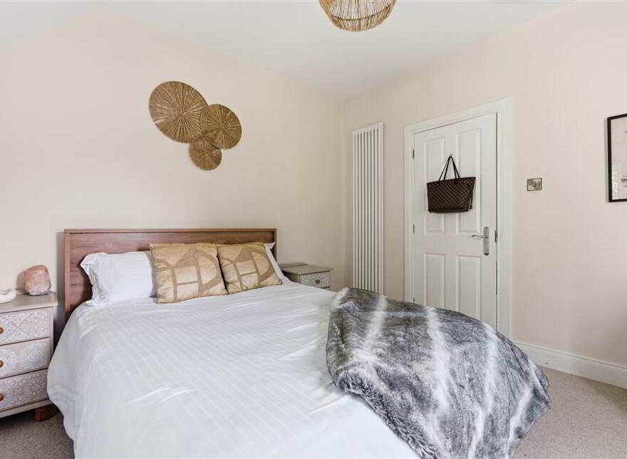 35 Tullymore Dale, Broughshane, BT43 7TD