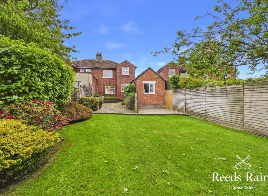 7 Gilnahirk Crescent, Belfast, BT5 7DU