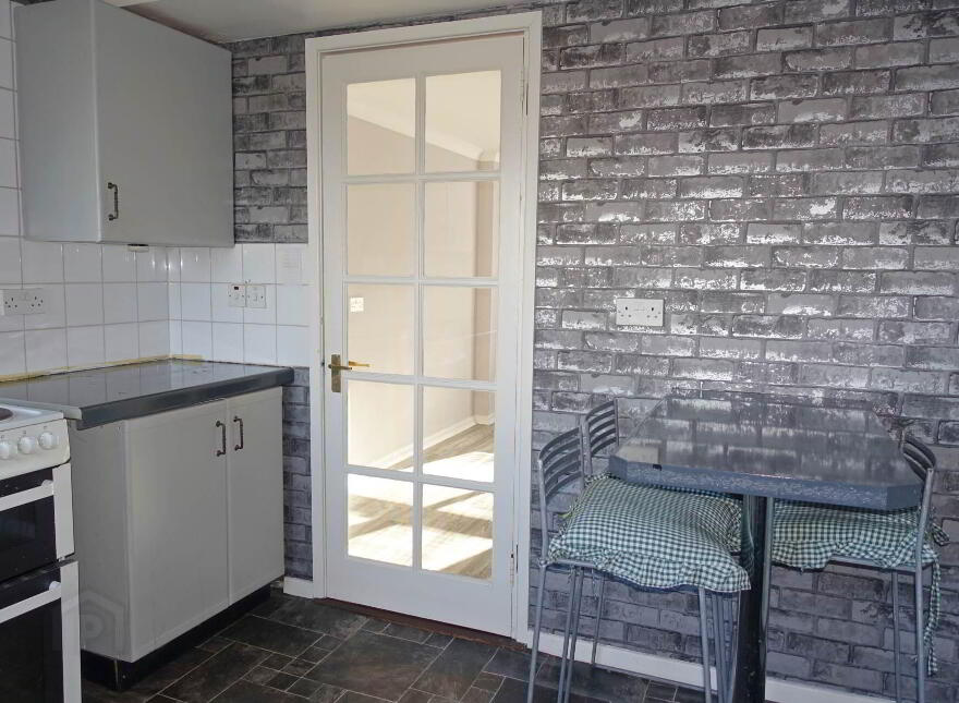 54 Erne Drive, Enniskillen, BT74 6BJ