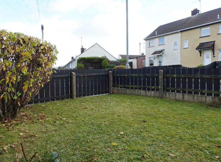 54 Erne Drive, Enniskillen, BT74 6BJ