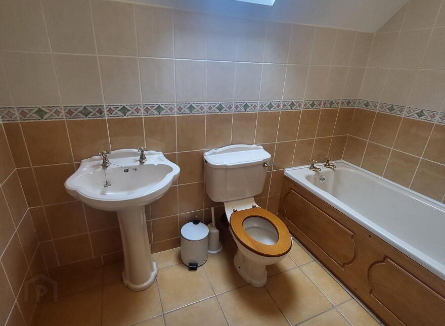 Roosky New, Rooskey, Rooskey, N41VF53