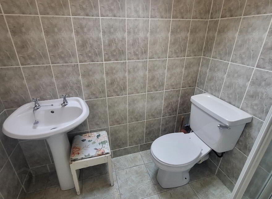 Roosky New, Rooskey, Rooskey, N41VF53