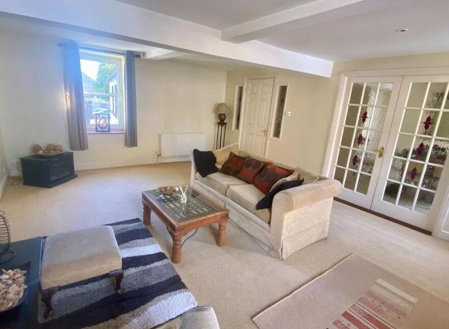 4 Main Street, Midleton
