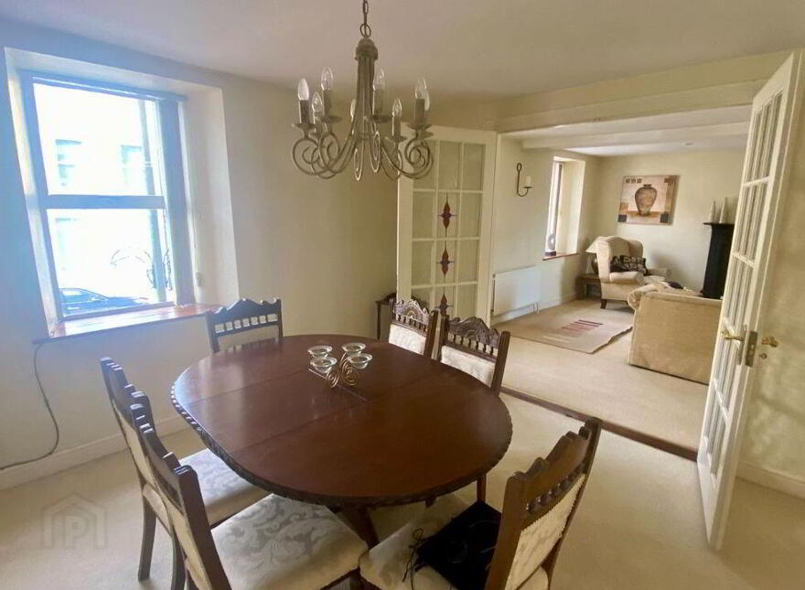 4 Main Street, Midleton