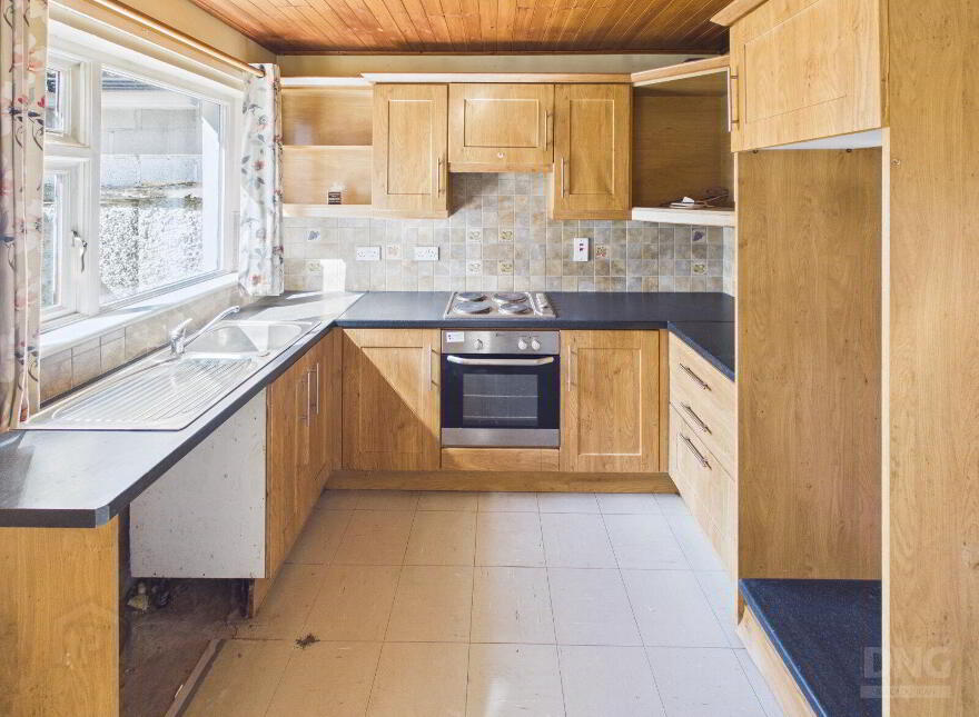 12 Hillview Crescent, Killeigh, R35HD53