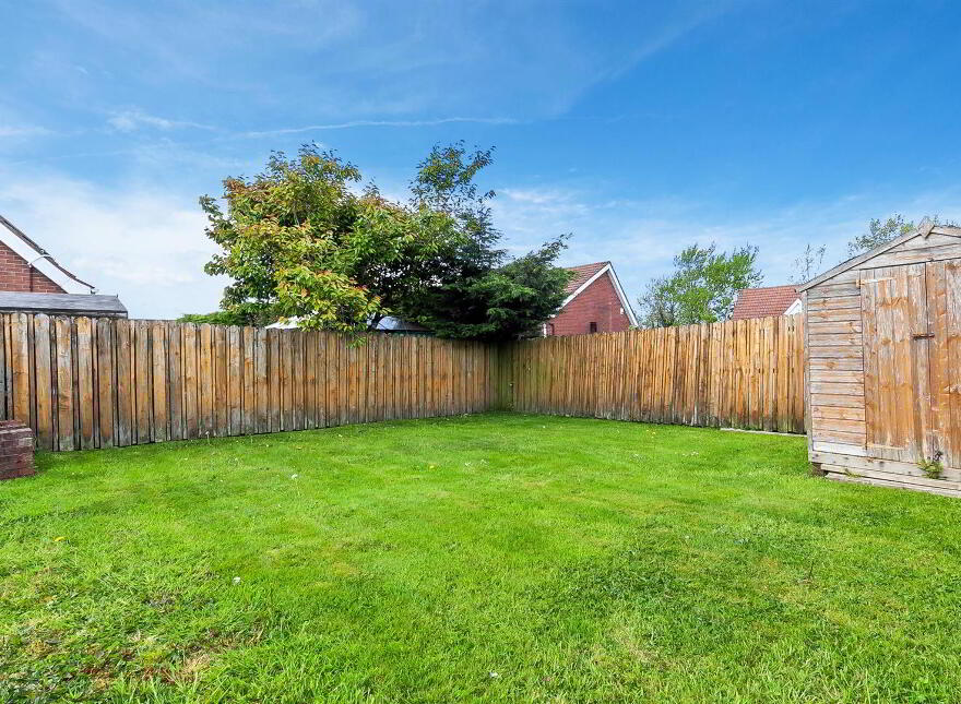 5 Hollybrook Avenue, Newtownabbey, BT36 4ZL