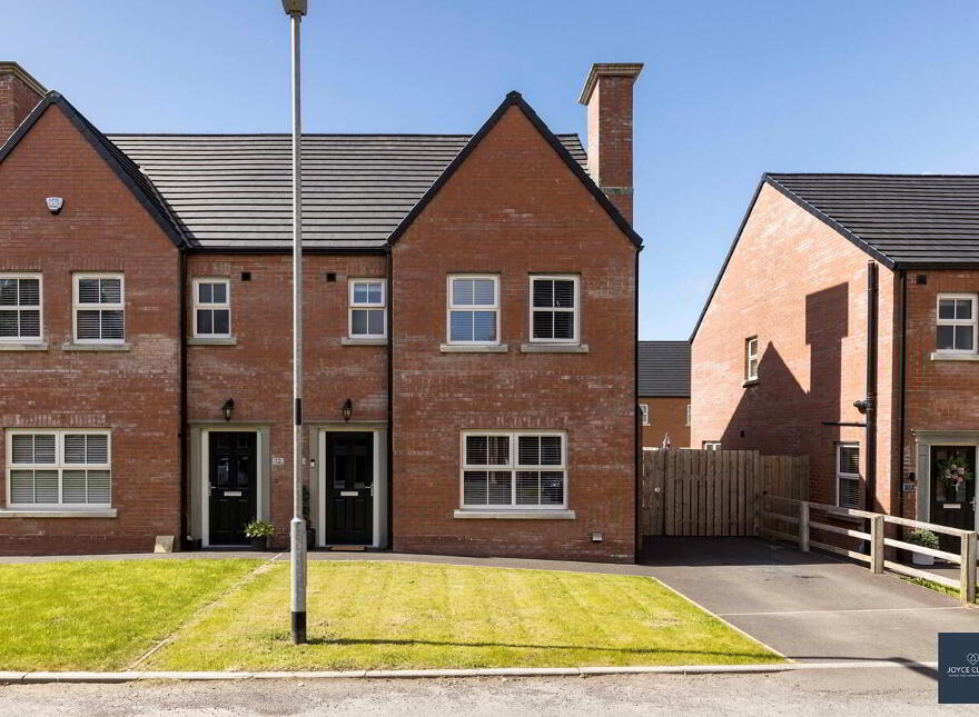 11 Rowan Mews, Craigavon, BT65 5FB