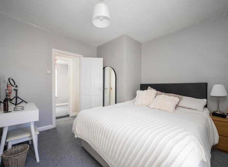26 Mayflower Street, Belfast, BT5 4SL