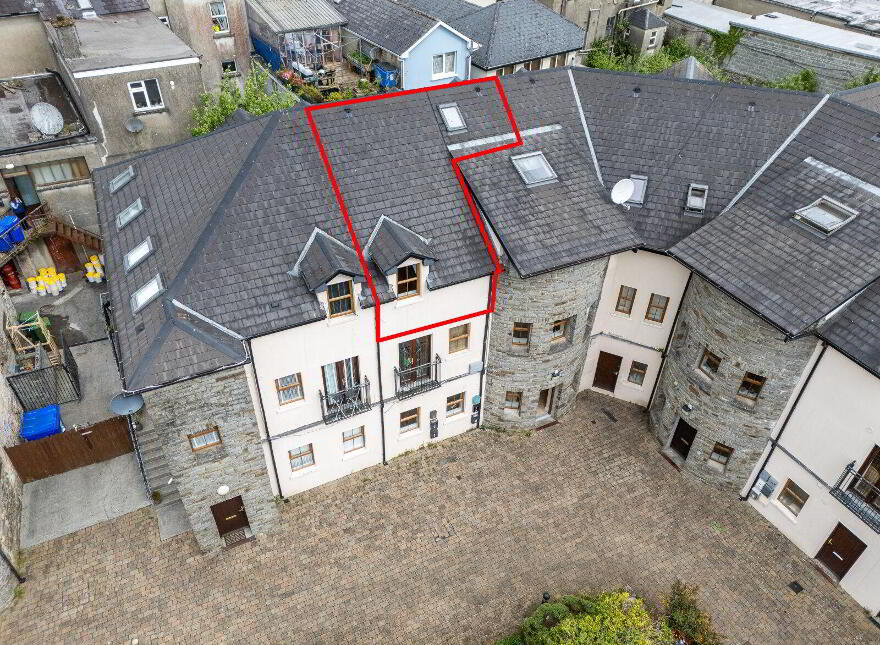 13 The Archways, Bridge Street, Carrick-On-Shannon, N41KC57
