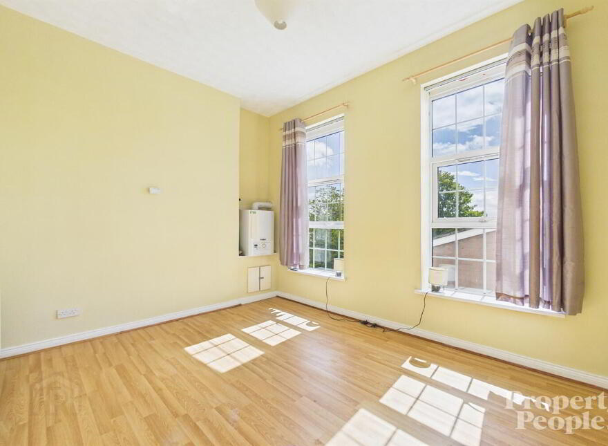 APT 3 - 695 Antrim Road, Belfast, BT15 4EH